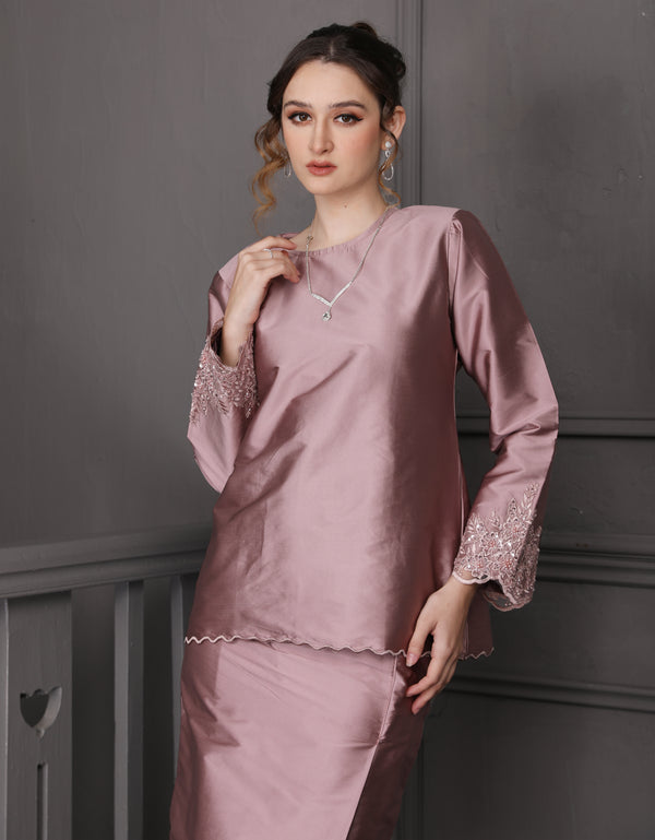 BAJU KURUNG KEDAH RAISA (MAHOGANY)